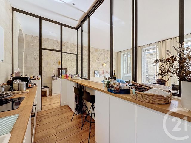 Appartement T4 à vendre - 4 pièces - 99.3 m2 - BORDEAUX - 33 - AQUITAINE - Century 21 Cabinet Rollin