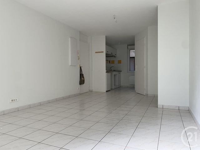 Appartement F1 à louer - 1 pièce - 29.81 m2 - BORDEAUX - 33 - AQUITAINE - Century 21 Cabinet Rollin