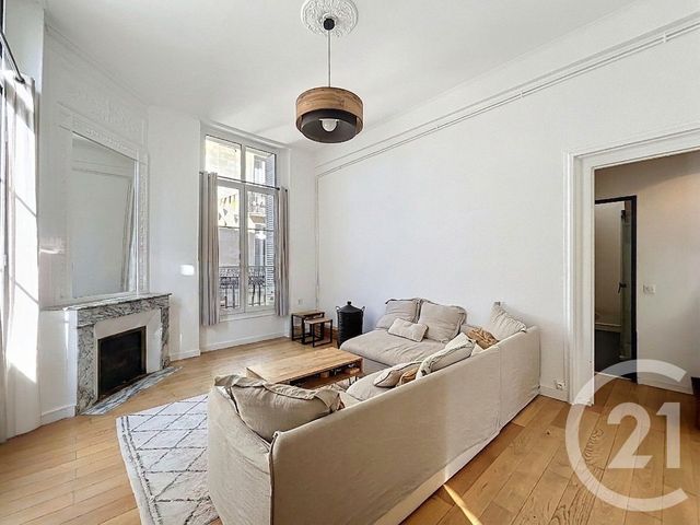 Appartement T2 à vendre - 2 pièces - 54.74 m2 - BORDEAUX - 33 - AQUITAINE - Century 21 Cabinet Rollin