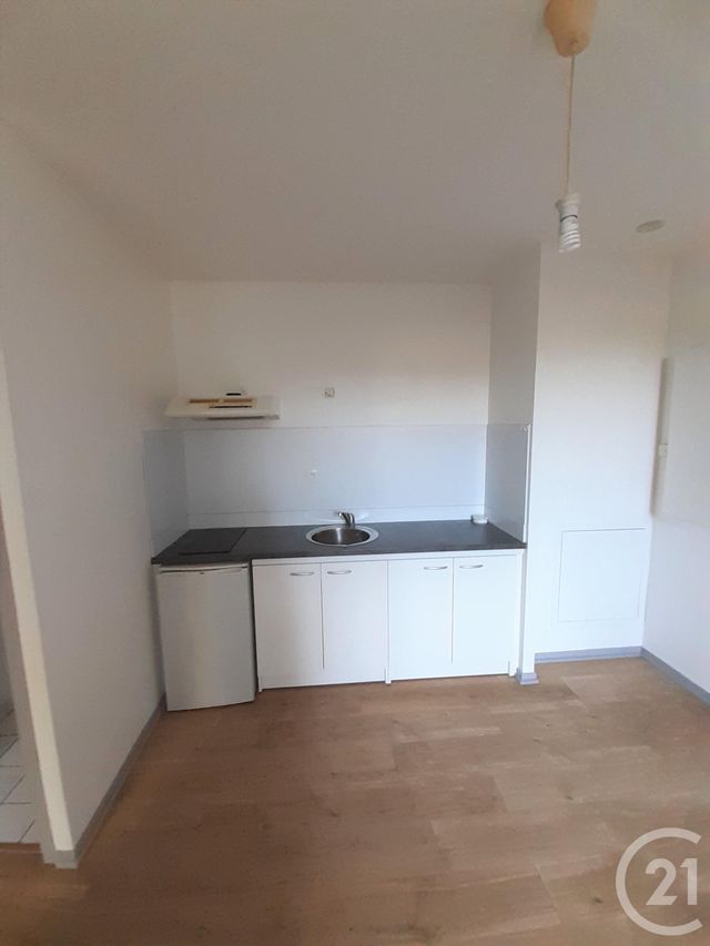 Appartement T2 à louer - 2 pièces - 34.42 m2 - BORDEAUX - 33 - AQUITAINE - Century 21 Cabinet Rollin