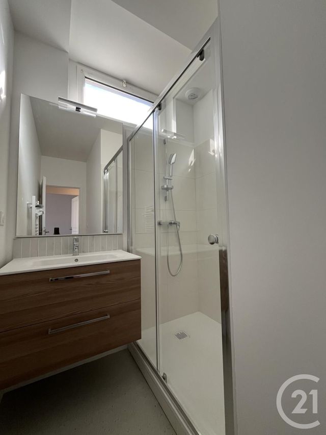 Appartement F3 bis à louer - 3 pièces - 81.88 m2 - BORDEAUX - 33 - AQUITAINE - Century 21 Cabinet Rollin