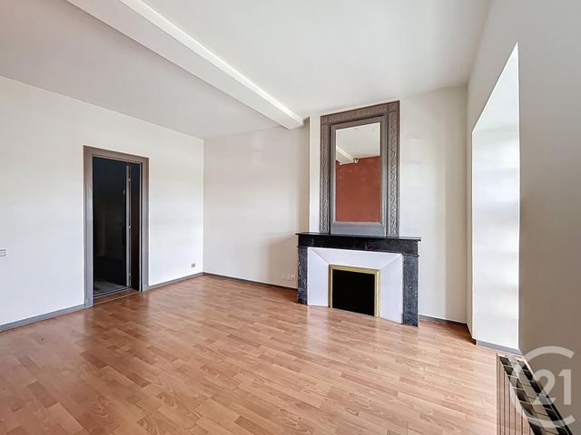 Appartement T2 à vendre - 2 pièces - 38.39 m2 - BORDEAUX - 33 - AQUITAINE - Century 21 Cabinet Rollin