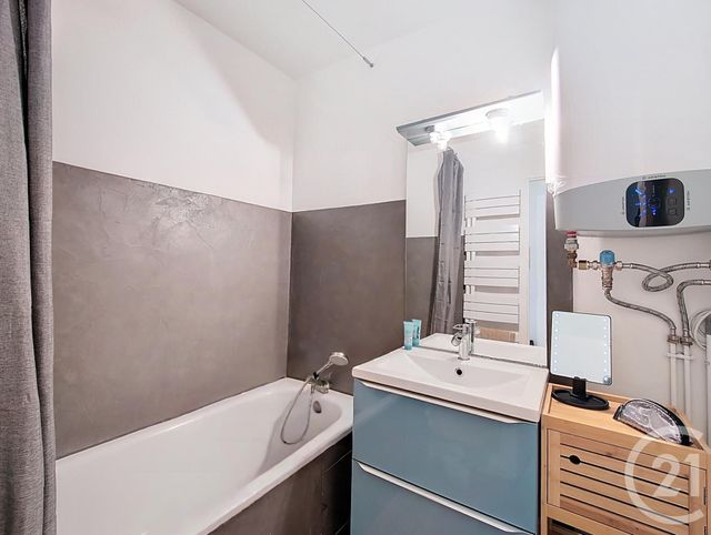 Appartement T2 à vendre - 2 pièces - 41.17 m2 - BORDEAUX - 33 - AQUITAINE - Century 21 Cabinet Rollin