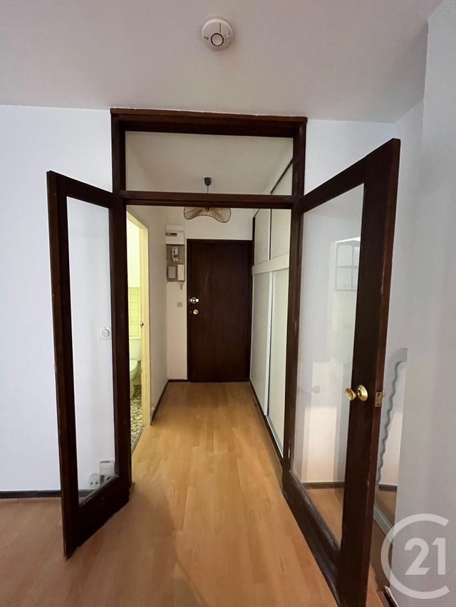 Appartement T1 à louer - 1 pièce - 31.99 m2 - BORDEAUX - 33 - AQUITAINE - Century 21 Cabinet Rollin