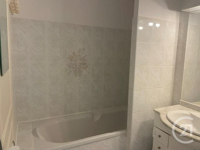 maison à louer - 3 pièces - 68.67 m2 - BORDEAUX - 33 - AQUITAINE - Century 21 Cabinet Rollin