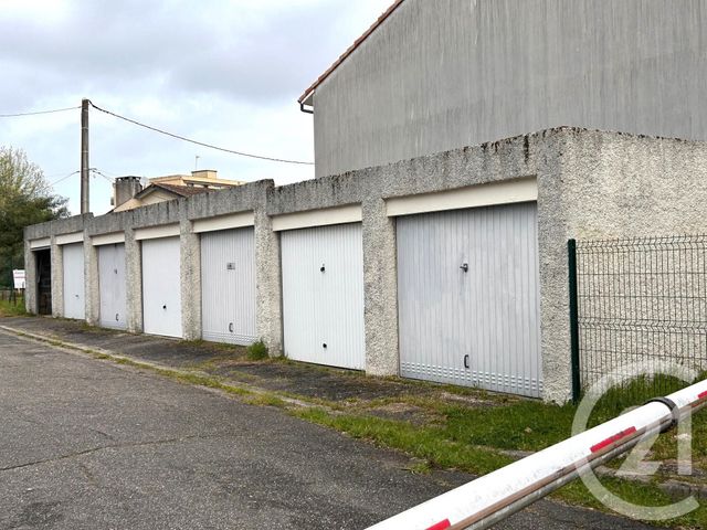 Appartement à louer - 3 pièces - 73.07 m2 - BORDEAUX - 33 - AQUITAINE - Century 21 Cabinet Rollin