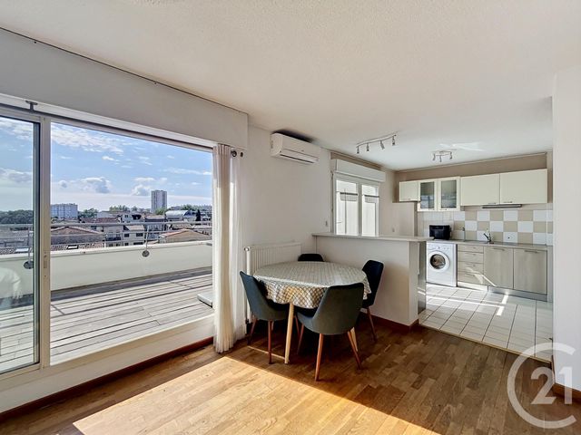 Appartement T3 à vendre - 3 pièces - 74.67 m2 - BORDEAUX - 33 - AQUITAINE - Century 21 Cabinet Rollin