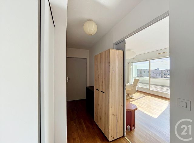Appartement T3 à vendre - 3 pièces - 74.67 m2 - BORDEAUX - 33 - AQUITAINE - Century 21 Cabinet Rollin