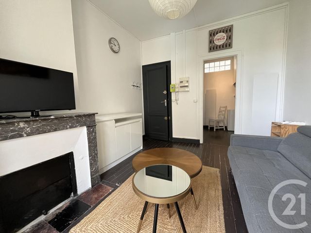 Appartement T2 à louer - 2 pièces - 34.08 m2 - BORDEAUX - 33 - AQUITAINE - Century 21 Cabinet Rollin