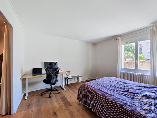 Appartement T3 à vendre - 3 pièces - 80.45 m2 - BORDEAUX - 33 - AQUITAINE - Century 21 Cabinet Rollin