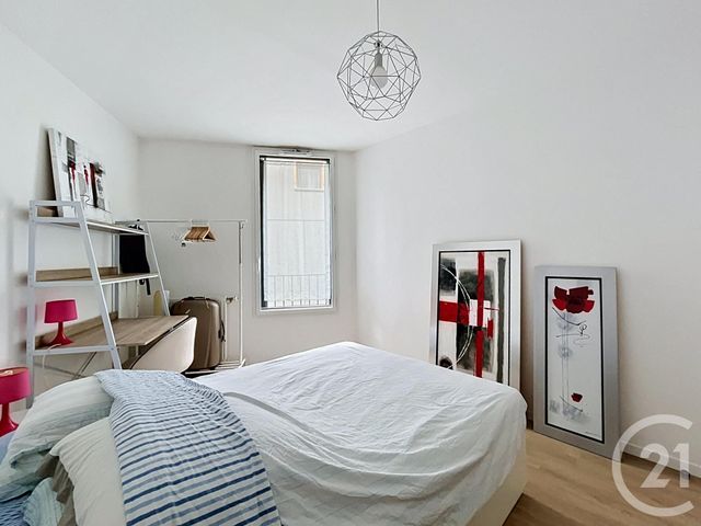 Appartement T4 à vendre - 4 pièces - 87.38 m2 - BORDEAUX - 33 - AQUITAINE - Century 21 Cabinet Rollin