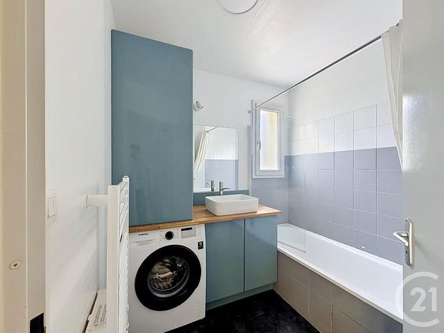 Appartement à vendre - 3 pièces - 64.54 m2 - BORDEAUX - 33 - AQUITAINE - Century 21 Cabinet Rollin