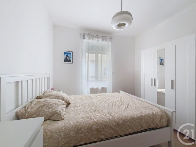 Appartement T2 à vendre - 2 pièces - 47.63 m2 - BORDEAUX - 33 - AQUITAINE - Century 21 Cabinet Rollin