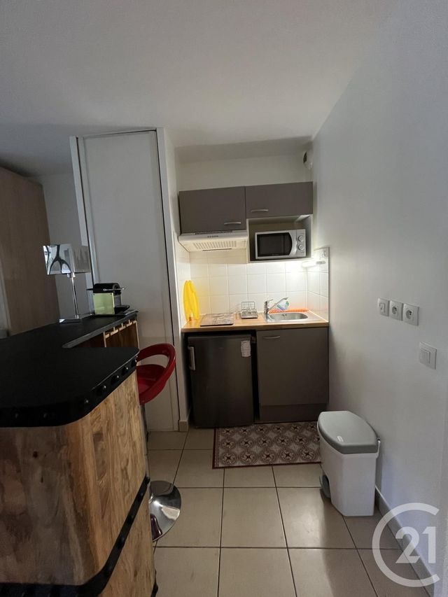 Appartement Studio à louer - 1 pièce - 32.81 m2 - BORDEAUX - 33 - AQUITAINE - Century 21 Cabinet Rollin
