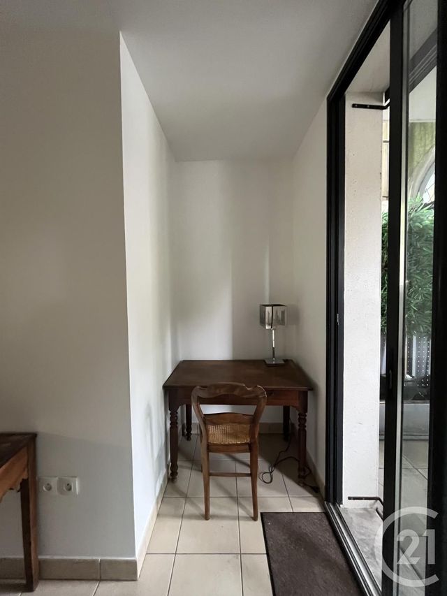 Appartement Studio à louer - 1 pièce - 32.81 m2 - BORDEAUX - 33 - AQUITAINE - Century 21 Cabinet Rollin