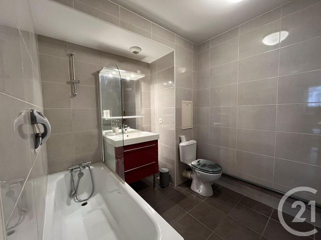 Appartement Studio à louer - 1 pièce - 32.81 m2 - BORDEAUX - 33 - AQUITAINE - Century 21 Cabinet Rollin