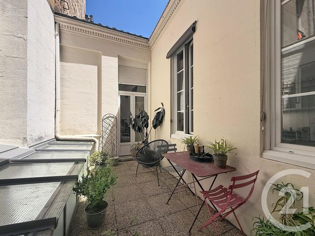 Appartement T2 à vendre - 2 pièces - 50.0 m2 - BORDEAUX - 33 - AQUITAINE - Century 21 Cabinet Rollin