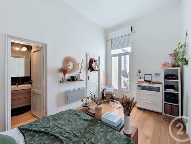 Appartement T2 à vendre - 2 pièces - 50.0 m2 - BORDEAUX - 33 - AQUITAINE - Century 21 Cabinet Rollin