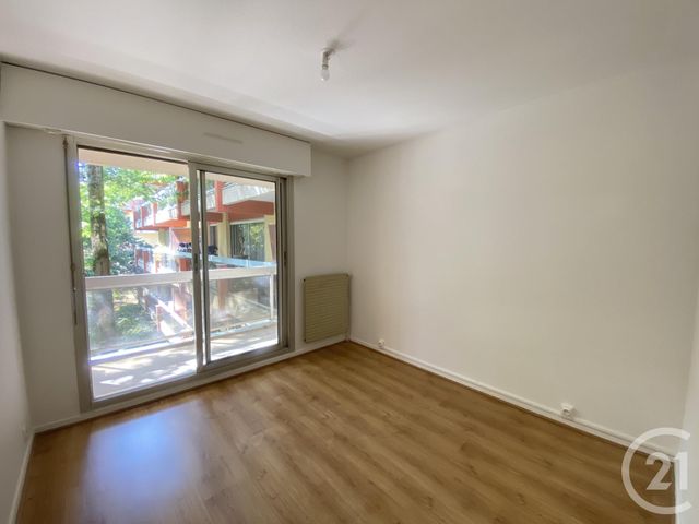Appartement T3 à louer - 3 pièces - 68.7 m2 - TALENCE - 33 - AQUITAINE - Century 21 Cabinet Rollin
