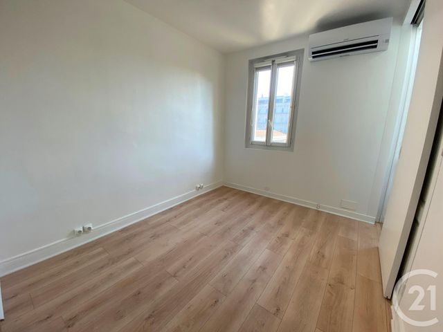 Appartement T2 à louer - 2 pièces - 33.91 m2 - BORDEAUX - 33 - AQUITAINE - Century 21 Cabinet Rollin