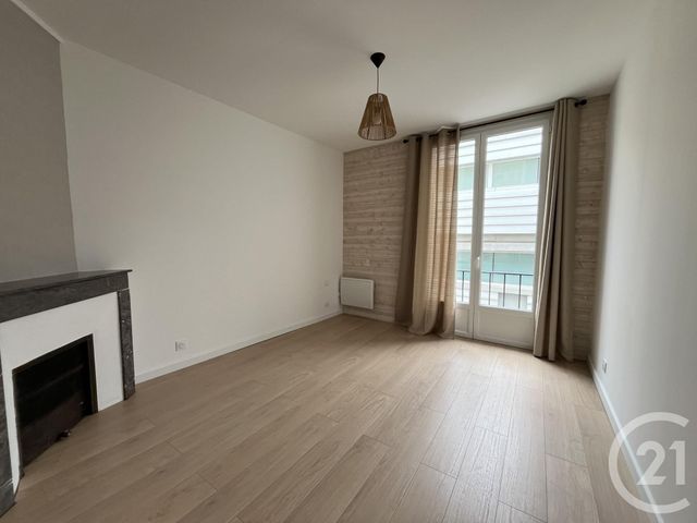 Appartement T3 à louer - 3 pièces - 74.39 m2 - BORDEAUX - 33 - AQUITAINE - Century 21 Cabinet Rollin