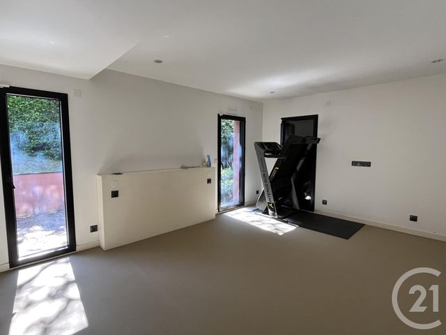 maison à louer - 5 pièces - 151.7 m2 - LATRESNE - 33 - AQUITAINE - Century 21 Cabinet Rollin