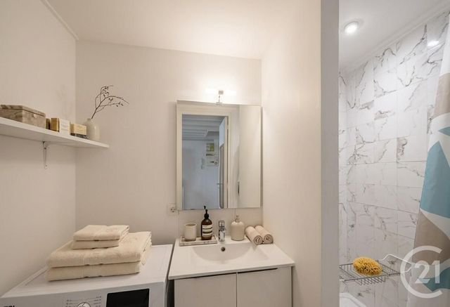 Appartement T1 à vendre - 2 pièces - 34.0 m2 - BORDEAUX - 33 - AQUITAINE - Century 21 Cabinet Rollin