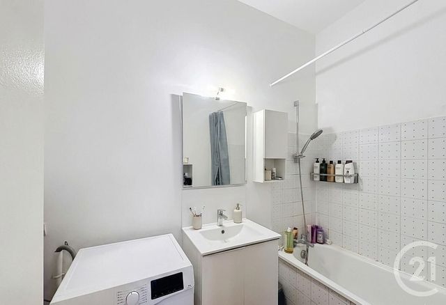 Appartement T2 à vendre - 2 pièces - 38.0 m2 - BORDEAUX - 33 - AQUITAINE - Century 21 Cabinet Rollin
