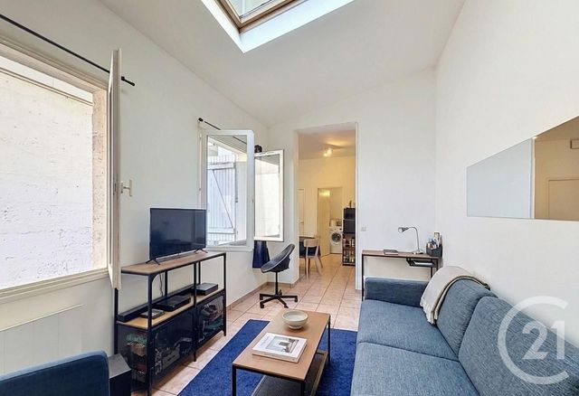 Appartement T2 à vendre - 2 pièces - 38.0 m2 - BORDEAUX - 33 - AQUITAINE - Century 21 Cabinet Rollin