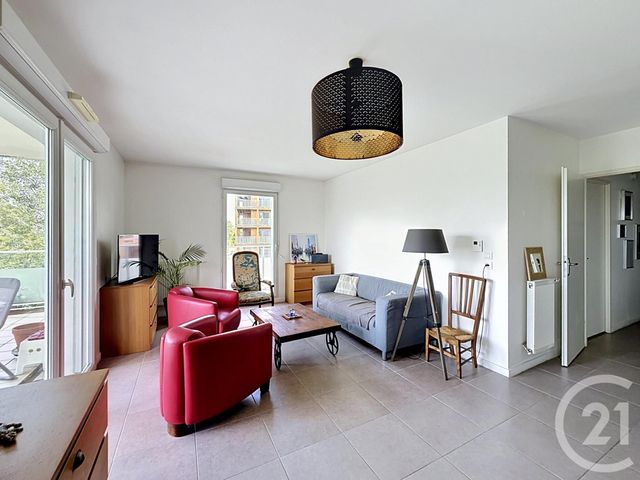 Appartement T4 à vendre - 4 pièces - 79.72 m2 - BORDEAUX - 33 - AQUITAINE - Century 21 Cabinet Rollin