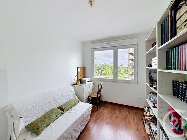 Appartement T4 à vendre - 4 pièces - 79.72 m2 - BORDEAUX - 33 - AQUITAINE - Century 21 Cabinet Rollin