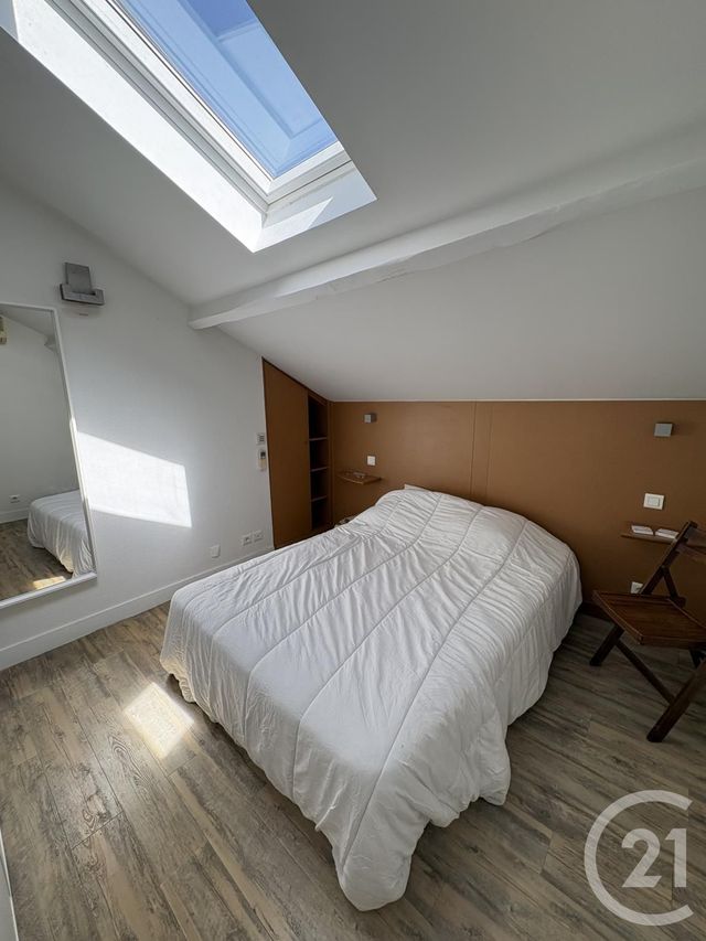 Appartement T4 à louer - 4 pièces - 96.89 m2 - BORDEAUX - 33 - AQUITAINE - Century 21 Cabinet Rollin