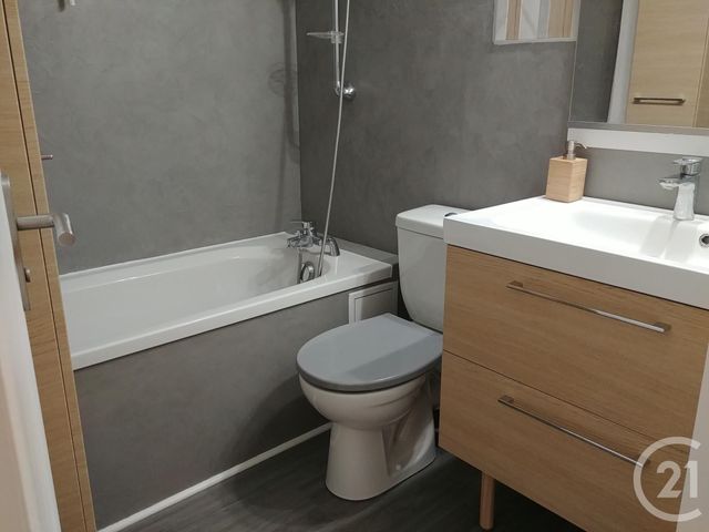 Appartement Chambre à louer - 1 pièce - 9.59 m2 - PESSAC - 33 - AQUITAINE - Century 21 Cabinet Rollin