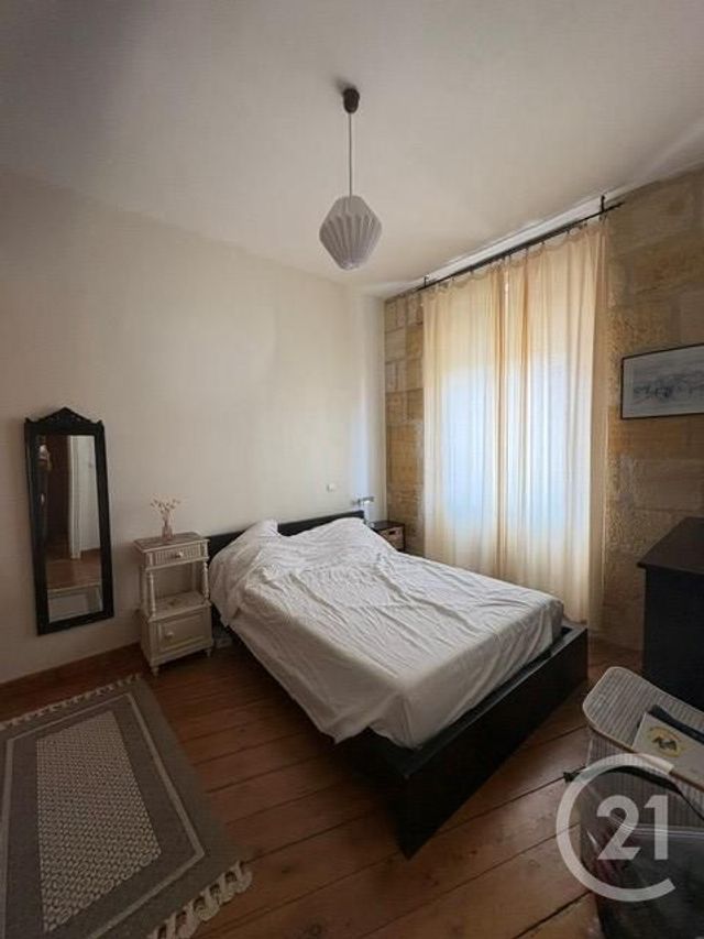 Appartement à louer - 3 pièces - 49.43 m2 - BORDEAUX - 33 - AQUITAINE - Century 21 Cabinet Rollin