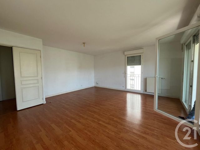 Appartement T2 à louer - 2 pièces - 54.92 m2 - BORDEAUX - 33 - AQUITAINE - Century 21 Cabinet Rollin
