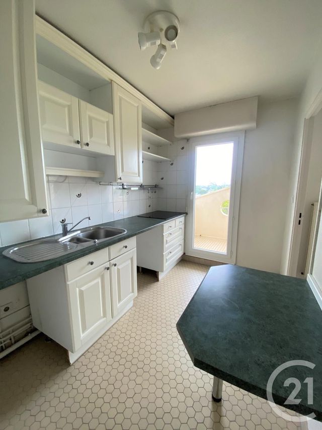 Appartement T2 à louer - 2 pièces - 51.63 m2 - BORDEAUX - 33 - AQUITAINE - Century 21 Cabinet Rollin
