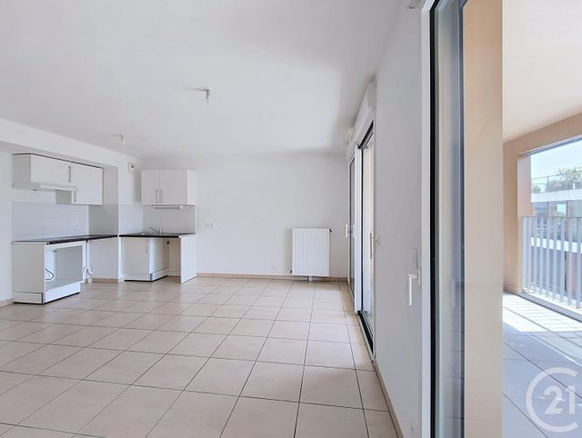 Appartement T3 à vendre - 3 pièces - 63.82 m2 - BORDEAUX - 33 - AQUITAINE - Century 21 Cabinet Rollin