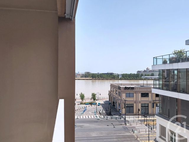 Appartement T3 à vendre - 3 pièces - 63.82 m2 - BORDEAUX - 33 - AQUITAINE - Century 21 Cabinet Rollin