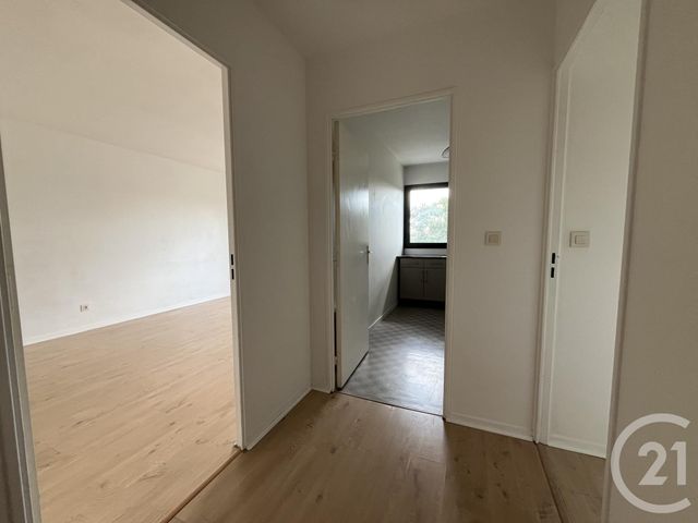 Appartement T2 à louer - 2 pièces - 51.27 m2 - TALENCE - 33 - AQUITAINE - Century 21 Cabinet Rollin