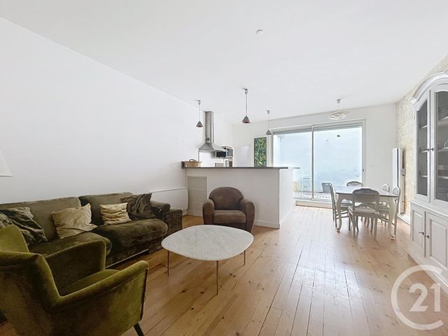 Appartement T3 à louer - 3 pièces - 89.13 m2 - BORDEAUX - 33 - AQUITAINE - Century 21 Cabinet Rollin