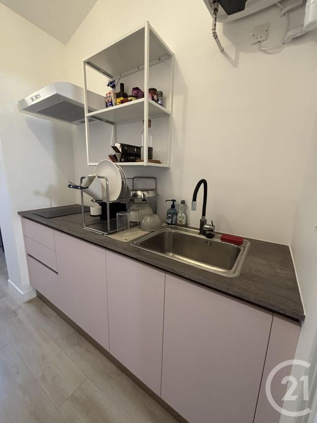 Appartement T2 à louer - 2 pièces - 28.98 m2 - BORDEAUX - 33 - AQUITAINE - Century 21 Cabinet Rollin