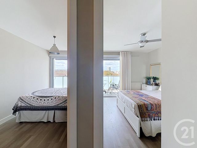 Appartement T3 à vendre - 3 pièces - 64.0 m2 - BORDEAUX - 33 - AQUITAINE - Century 21 Cabinet Rollin