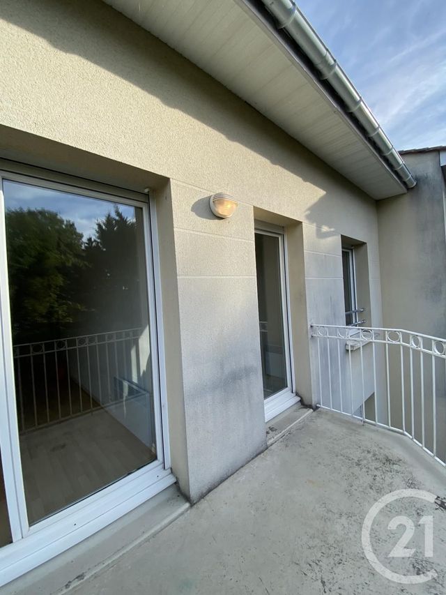 Appartement T2 à louer - 2 pièces - 47.15 m2 - BORDEAUX - 33 - AQUITAINE - Century 21 Cabinet Rollin