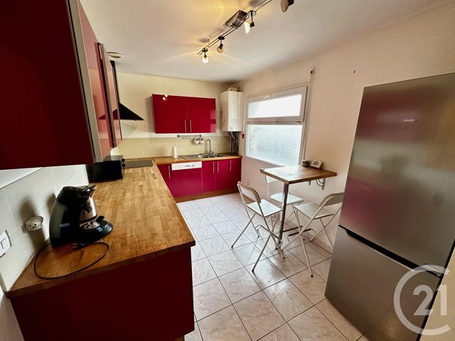 Appartement Chambre à louer - 1 pièce - 26.81 m2 - BORDEAUX - 33 - AQUITAINE - Century 21 Cabinet Rollin