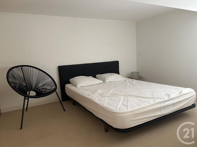 Appartement T3 à louer - 3 pièces - 71.42 m2 - BORDEAUX - 33 - AQUITAINE - Century 21 Cabinet Rollin