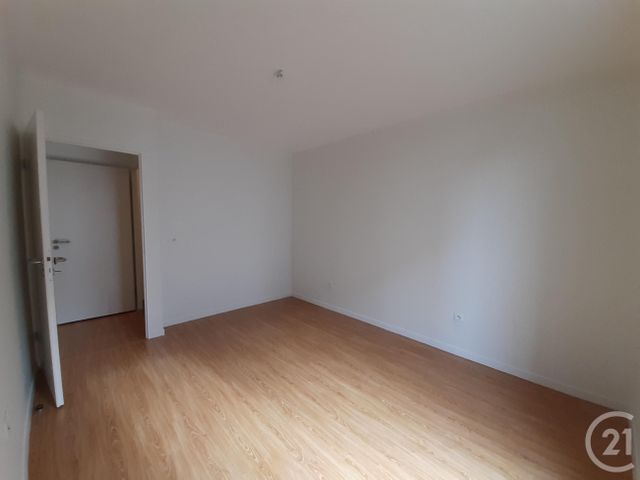 Appartement T3 à louer - 3 pièces - 69.72 m2 - BORDEAUX - 33 - AQUITAINE - Century 21 Cabinet Rollin