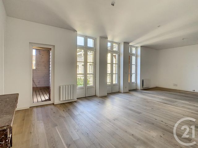 Appartement F5 à louer - 5 pièces - 154.65 m2 - BORDEAUX - 33 - AQUITAINE - Century 21 Cabinet Rollin