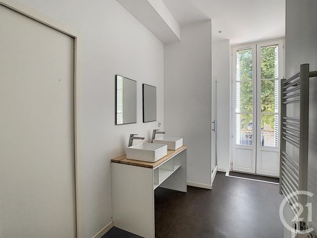 Appartement F5 à louer - 5 pièces - 154.65 m2 - BORDEAUX - 33 - AQUITAINE - Century 21 Cabinet Rollin