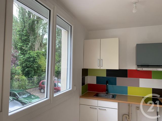Appartement T1 à louer - 1 pièce - 30.43 m2 - BORDEAUX - 33 - AQUITAINE - Century 21 Cabinet Rollin