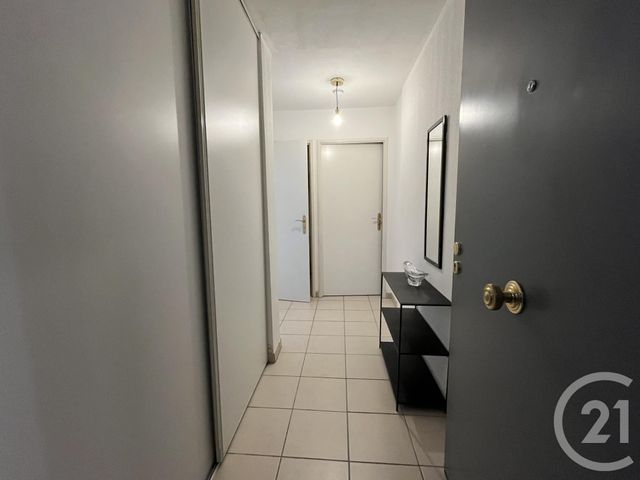 Appartement T2 à louer - 2 pièces - 41.76 m2 - BORDEAUX - 33 - AQUITAINE - Century 21 Cabinet Rollin